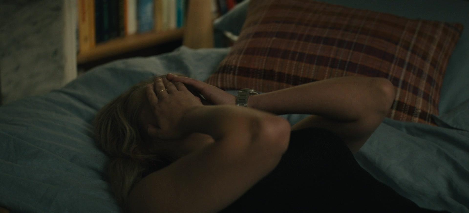The_Last_Anniversary_S01E01_1080p_2359.jpg The_Last_Anniversary_S01E01_1080p_2359.jpg