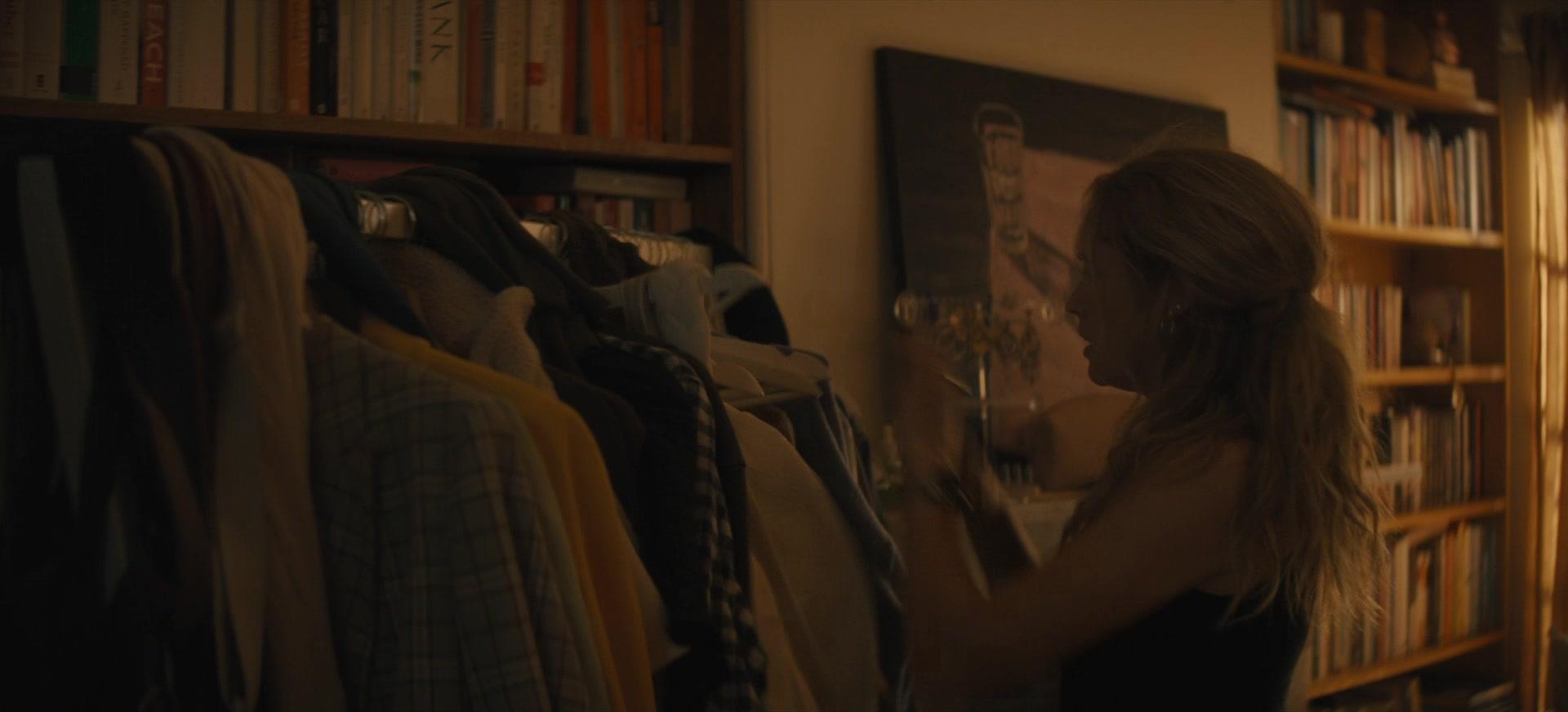 The_Last_Anniversary_S01E01_1080p_2643.jpg The_Last_Anniversary_S01E01_1080p_2643.jpg