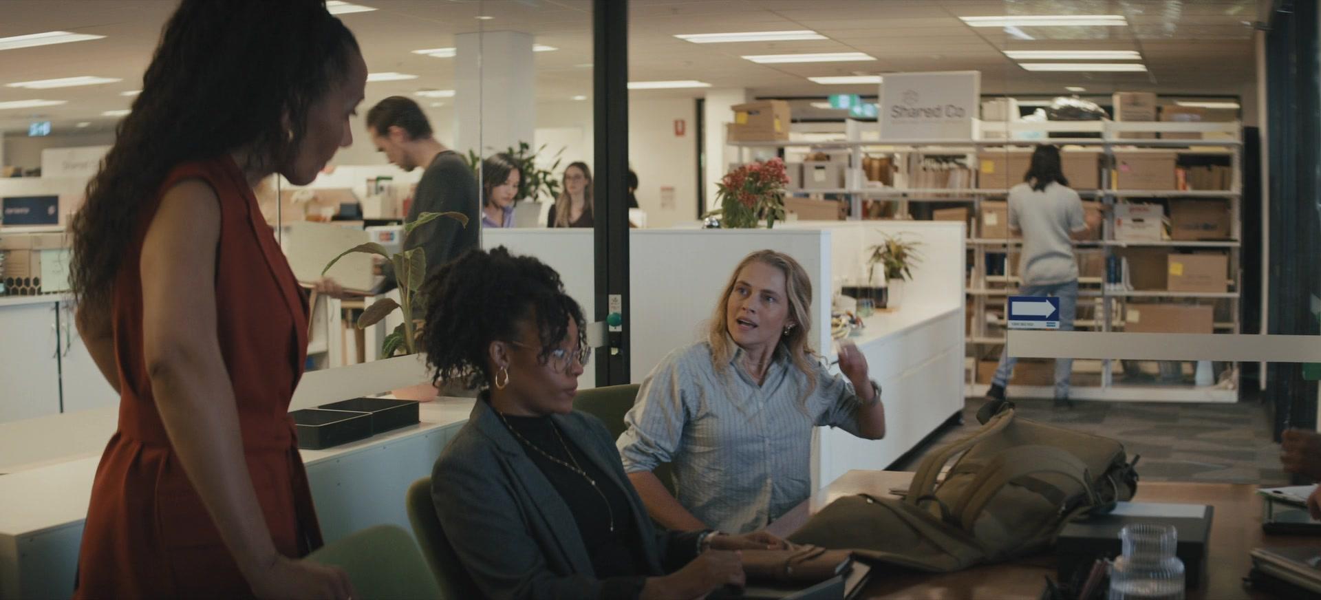 The_Last_Anniversary_S01E01_1080p_2717.jpg The_Last_Anniversary_S01E01_1080p_2717.jpg
