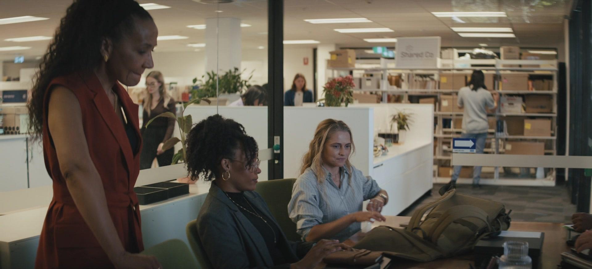 The_Last_Anniversary_S01E01_1080p_2723.jpg