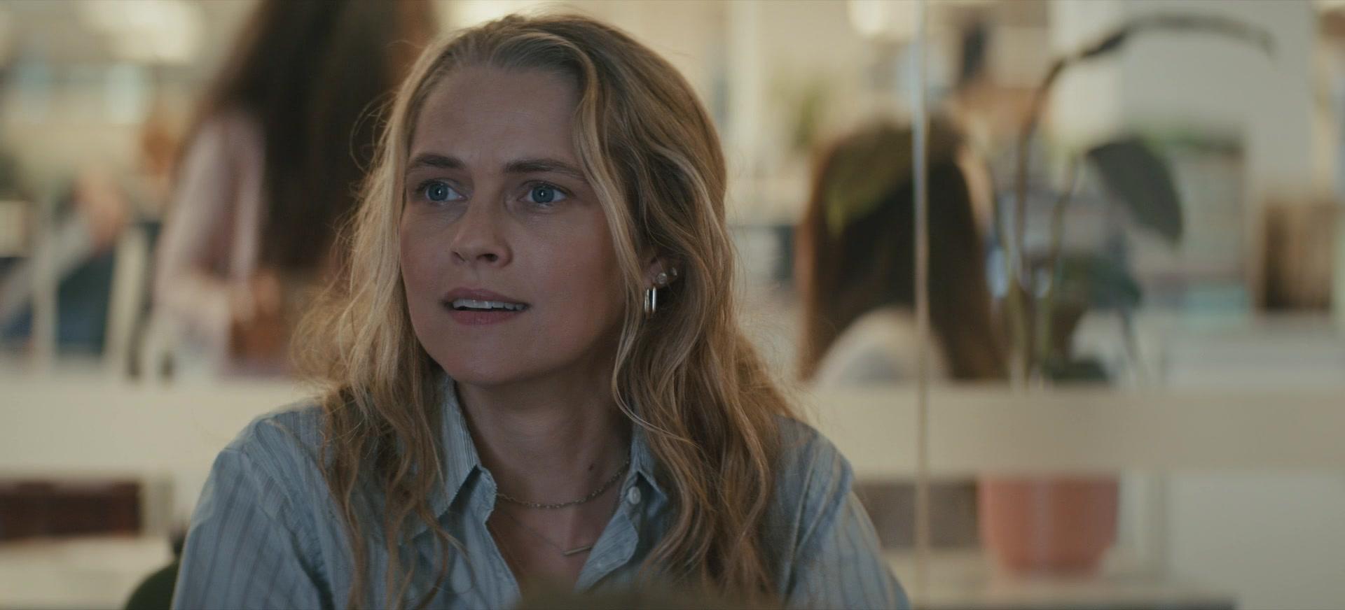 The_Last_Anniversary_S01E01_1080p_2786.jpg