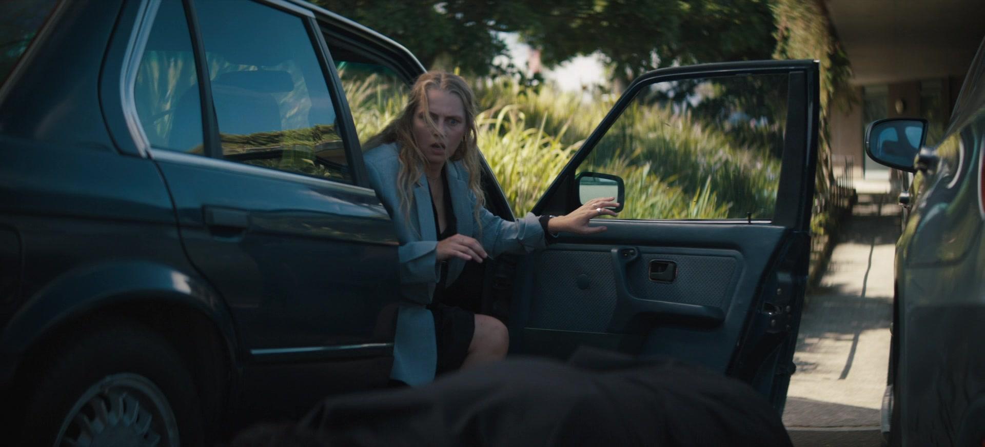 The_Last_Anniversary_S01E01_1080p_4904.jpg