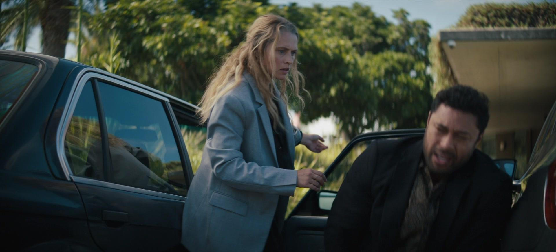 The_Last_Anniversary_S01E01_1080p_4916.jpg The_Last_Anniversary_S01E01_1080p_4916.jpg