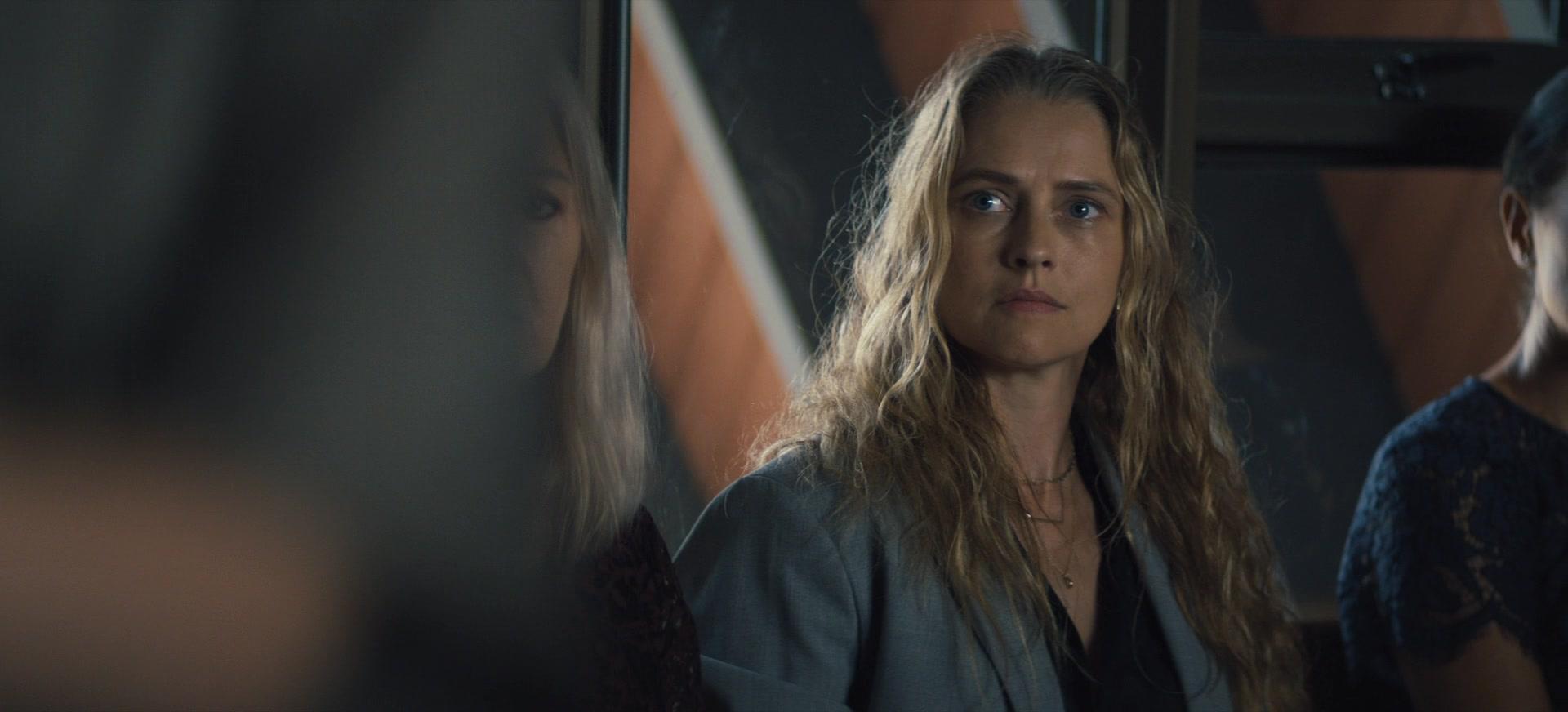The_Last_Anniversary_S01E01_1080p_5253.jpg