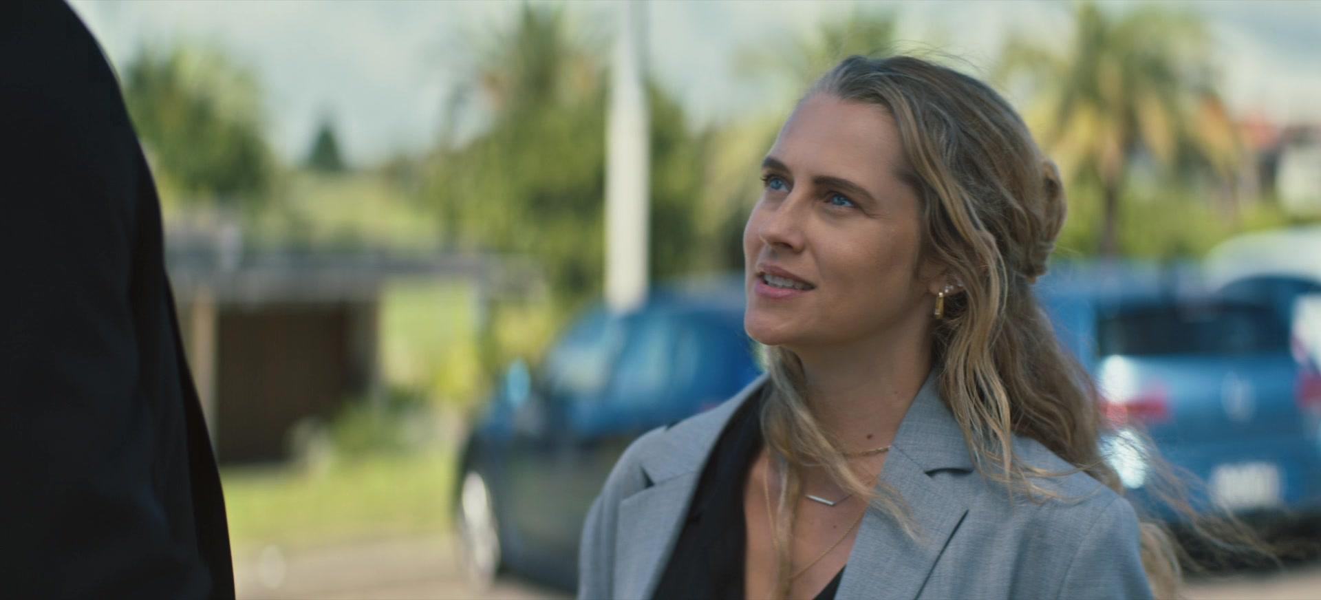 The_Last_Anniversary_S01E01_1080p_5561.jpg