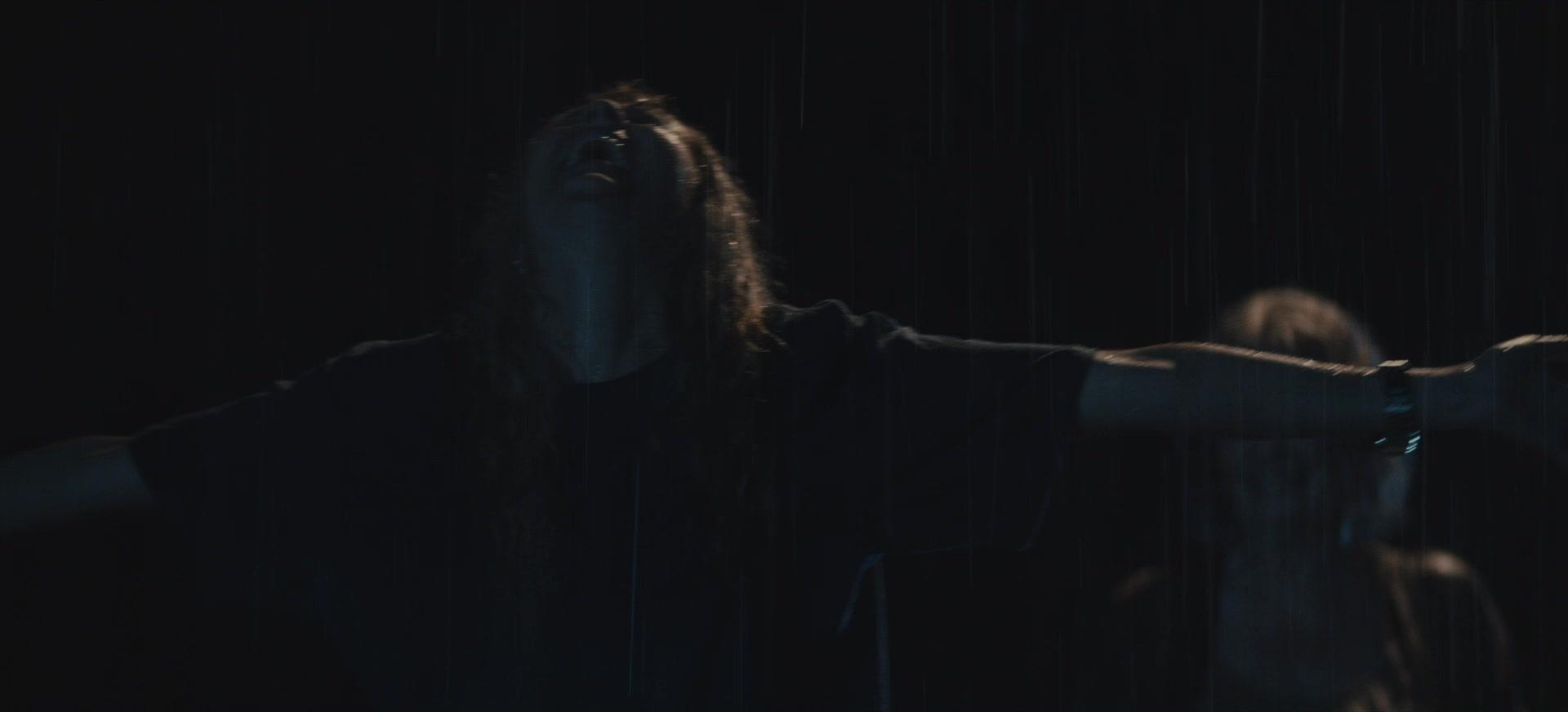 The_Last_Anniversary_S01E01_1080p_6404.jpg The_Last_Anniversary_S01E01_1080p_6404.jpg