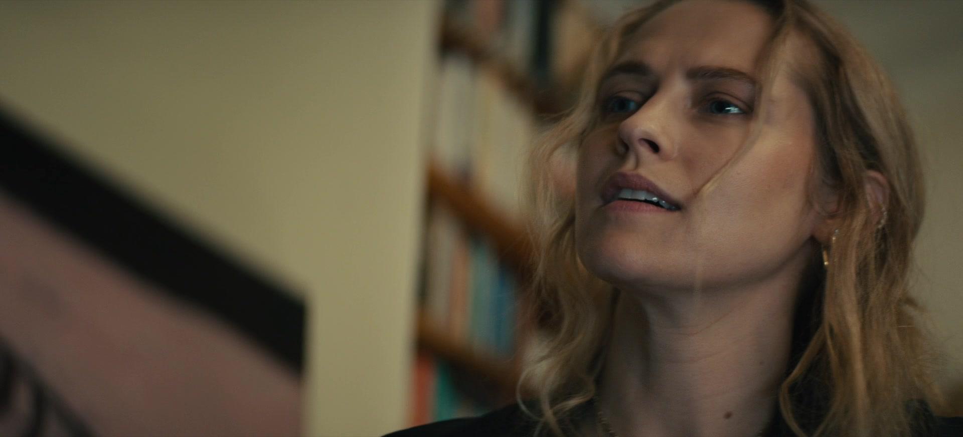 The_Last_Anniversary_S01E01_1080p_6623.jpg