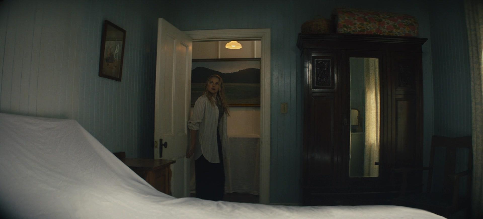 The_Last_Anniversary_S01E01_1080p_6918.jpg