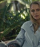 The_Last_Anniversary_S01E01_1080p_2990.jpg