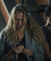 The_Last_Anniversary_S01E01_1080p_5077.jpg