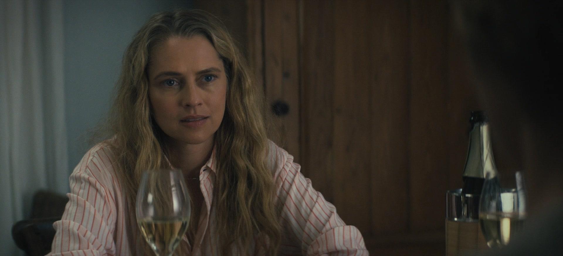 The_Last_Anniversary_2025_S01E03_ATP_005783.jpg The_Last_Anniversary_2025_S01E03_ATP_005783.jpg