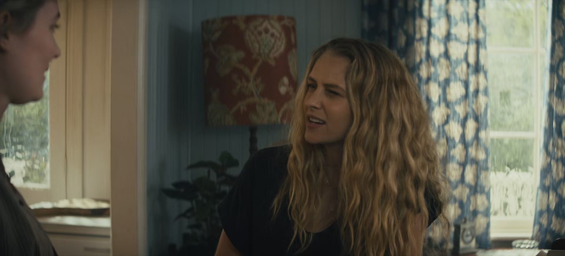 adoringteresap_thelastanniversary_1x04_caps_0553.jpg