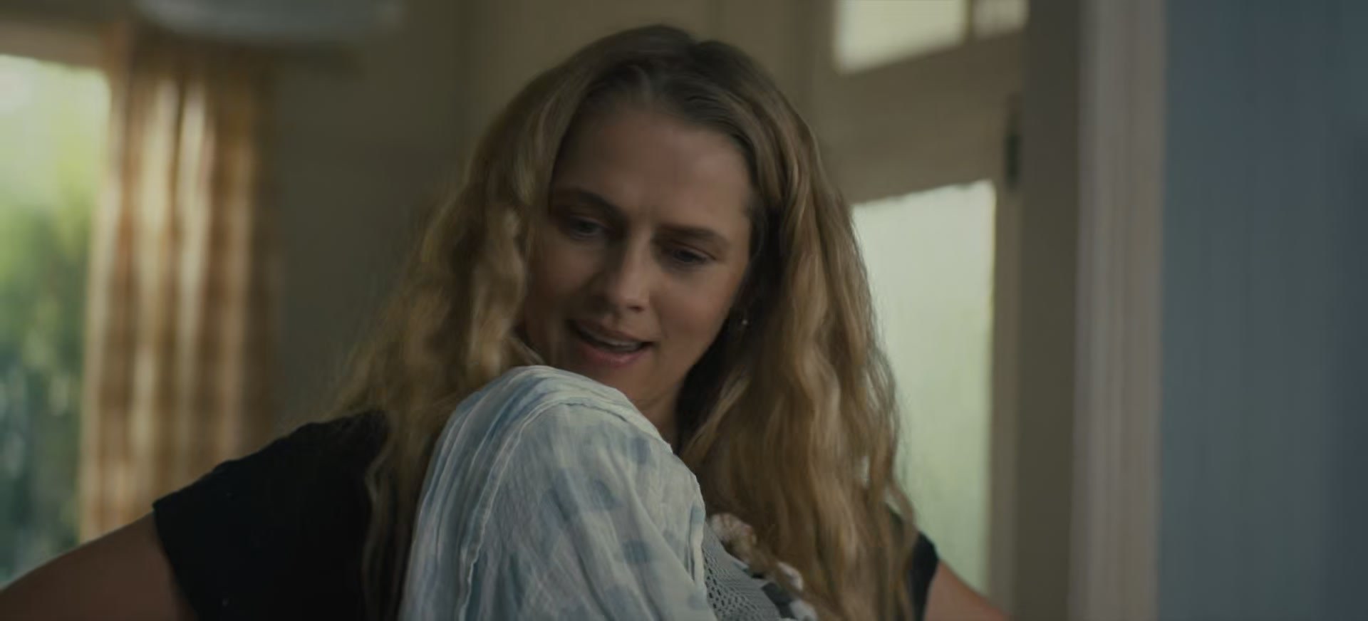 adoringteresap_thelastanniversary_1x04_caps_0685.jpg
