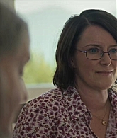 adoringteresap_thelastanniversary_1x04_caps_0091.jpg