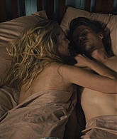 adoringteresap_thelastanniversary_1x04_caps_0218.jpg