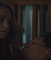 adoringteresap_thelastanniversary_1x04_caps_0301.jpg
