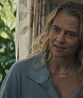 adoringteresap_thelastanniversary_1x04_caps_0362.jpg