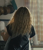 adoringteresap_thelastanniversary_1x04_caps_0697.jpg