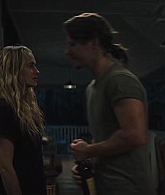 adoringteresap_thelastanniversary_1x04_caps_0815.jpg