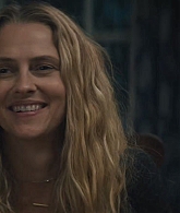adoringteresap_thelastanniversary_1x04_caps_0920.jpg