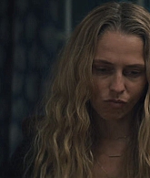 adoringteresap_thelastanniversary_1x04_caps_0943.jpg