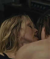 adoringteresap_thelastanniversary_1x04_caps_1041.jpg