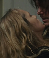 adoringteresap_thelastanniversary_1x04_caps_1062.jpg