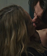 adoringteresap_thelastanniversary_1x04_caps_1068.jpg