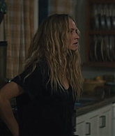adoringteresap_thelastanniversary_1x04_caps_1143.jpg