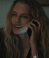 adoringteresap_thelastanniversary_1x04_caps_1180.jpg