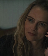 adoringteresap_thelastanniversary_1x04_caps_1214.jpg
