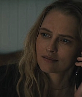 adoringteresap_thelastanniversary_1x04_caps_1232.jpg