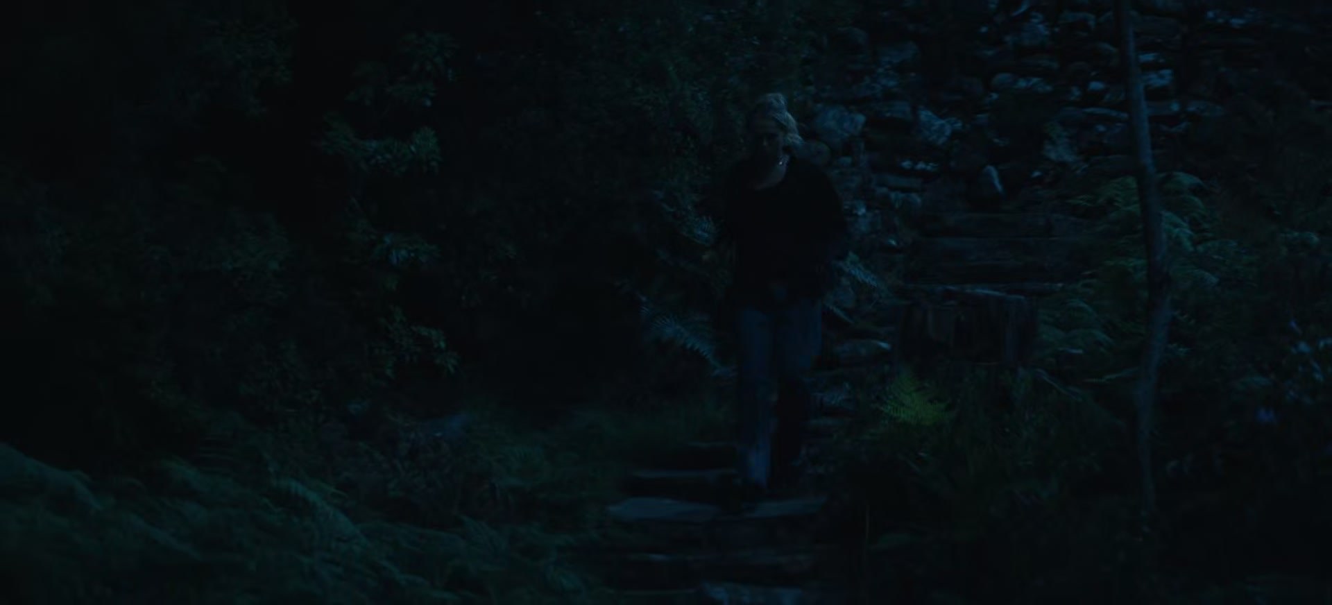 adoringteresap_thelastanniversary_1x05_caps_0339.jpg