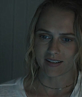 adoringteresap_thelastanniversary_1x05_caps_0033.jpg