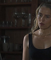 adoringteresap_thelastanniversary_1x05_caps_0244.jpg