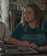 adoringteresap_thelastanniversary_1x05_caps_0275.jpg