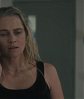 adoringteresap_thelastanniversary_1x06_caps_0009.jpg
